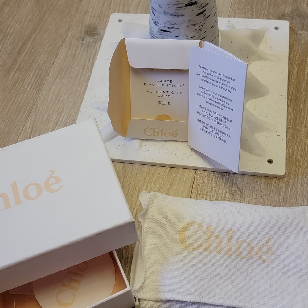 Chloe alphabet soft leather zip card case